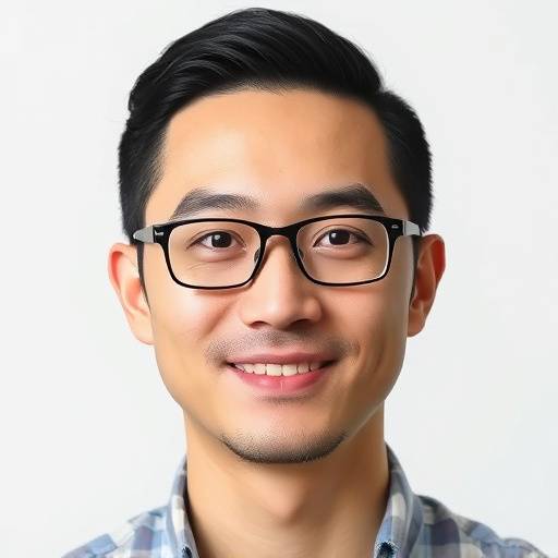 Professionele foto van David Kim, Senior UX Researcher